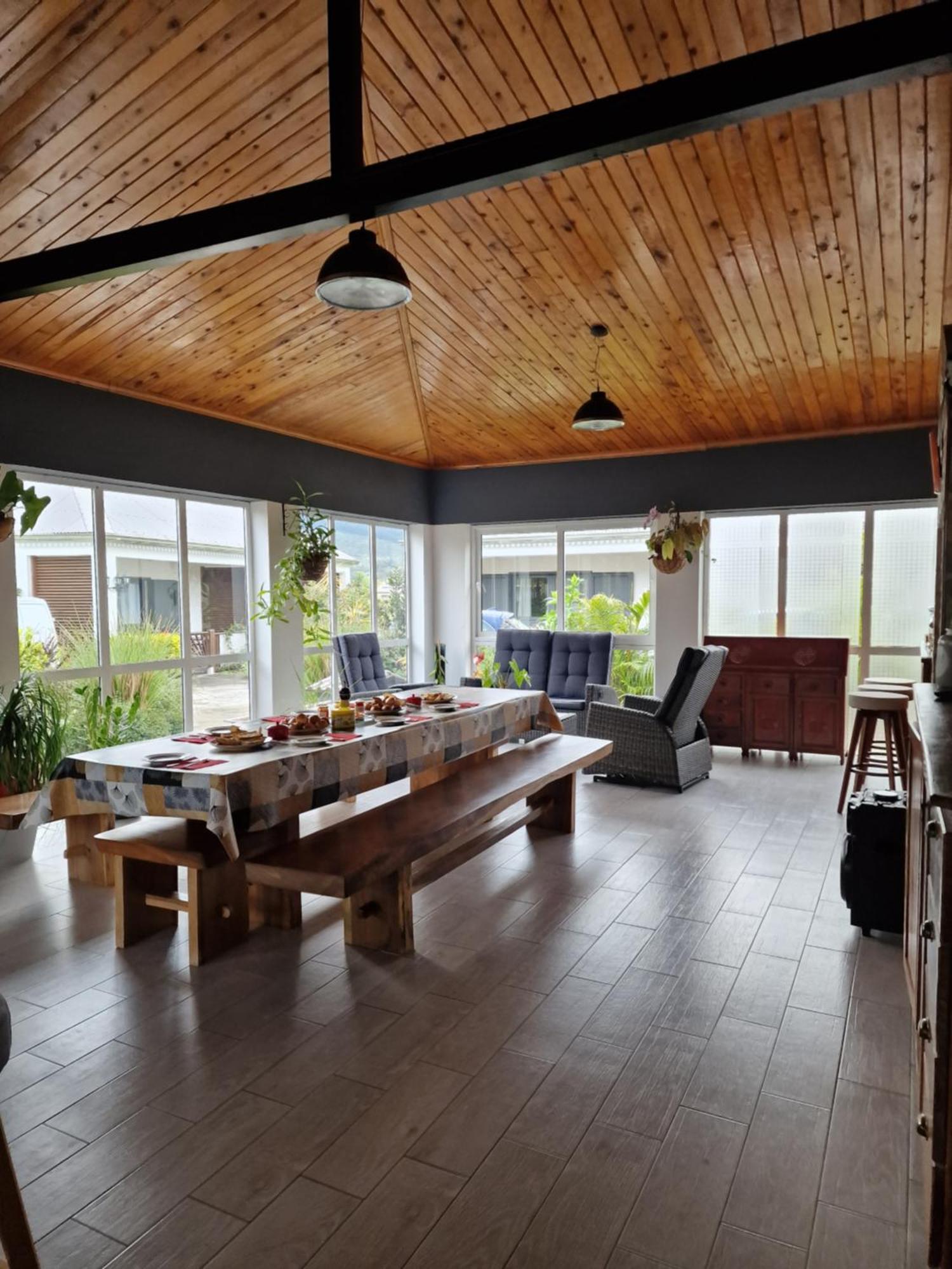 Chambres Et Tables D'Hote Du Voyageur Ла Плен де Палмист Екстериор снимка